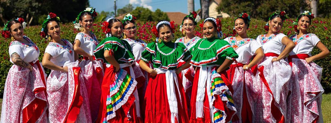 Alebrijes Ballet Folklorico Dancers